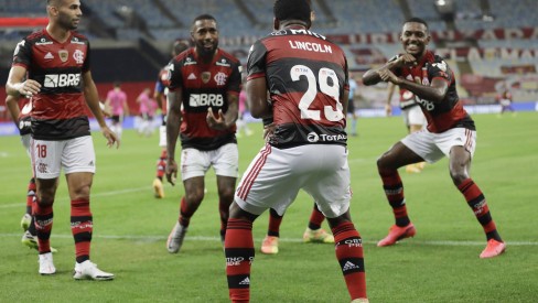 Lateral de atuação 'mágica' pelo Flamengo na Libertadores saiu de