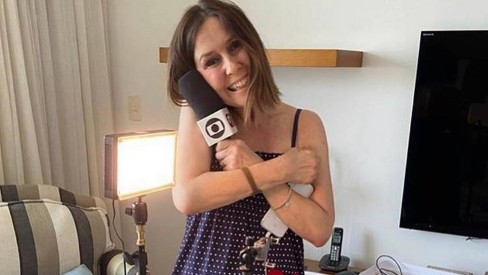 Apresentadora da Globo se emociona após reportagem de mulheres no