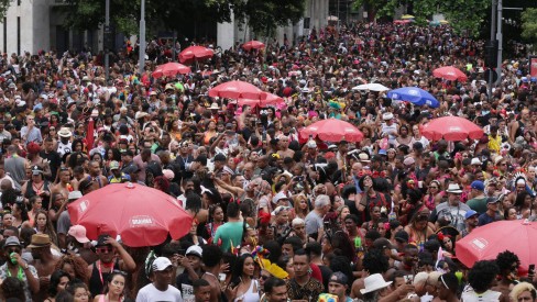 Órfãos do carnaval de rua aprovam cancelamento dos blocos e fazem planos  para a folia - Rio - Extra Online