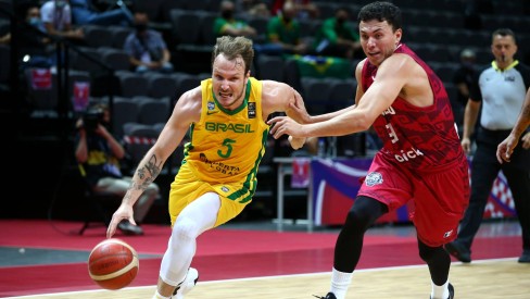 Brasil bate México no basquete e joga no domingo por vaga na