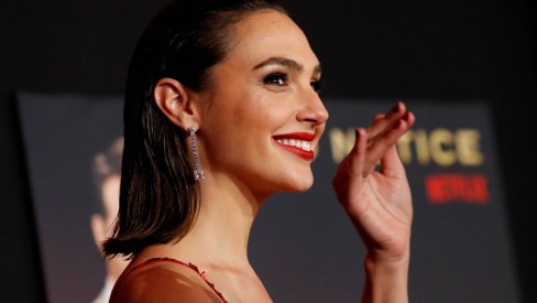 Branca de Neve  Gal Gadot será a Rainha Má no novo filme live-action