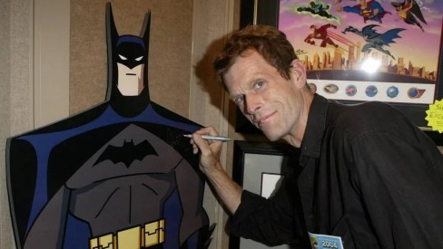 Kevin Conroy, dublador do Batman em animação clássica, morre aos 66 anos