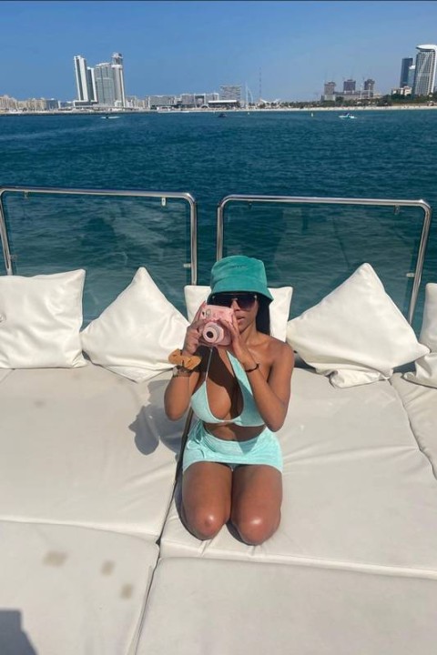 Jogador da seleção inglesa Bukayo Saka manteve namoro secreto por dois anos até a Copa; saiba com quem - Famosos - Extra Online