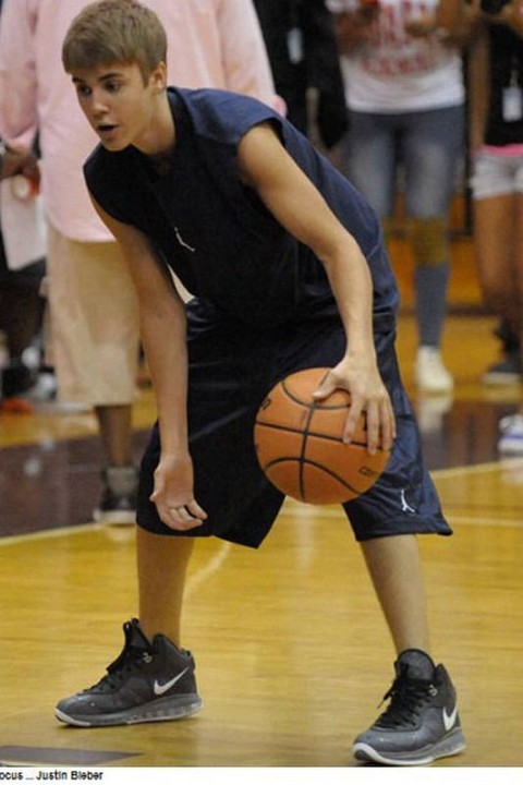 Jogador de basquete da NBA teria expulsado Justin Bieber de café