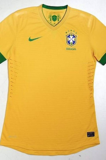 Seleção brasileira tem novo uniforme para a busca do ouro nos Jogos  Olímpicos, em 2012 - Copa 2014 - Extra Online