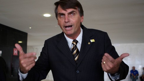 Bolsonaro: patrões podem pagar menos às mulheres porque elas