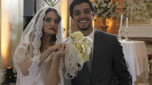 Vai ser um namoro difícil”, diz Rodrigo Simas sobre casal BruTinha de  “Malhação”