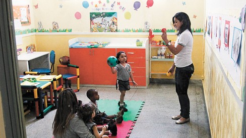 Interior da sala de aula de inglês