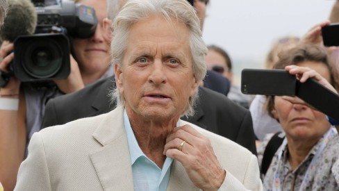 Michael Douglas e Catherine Zeta-Jones chegam a Nova York - OFuxico