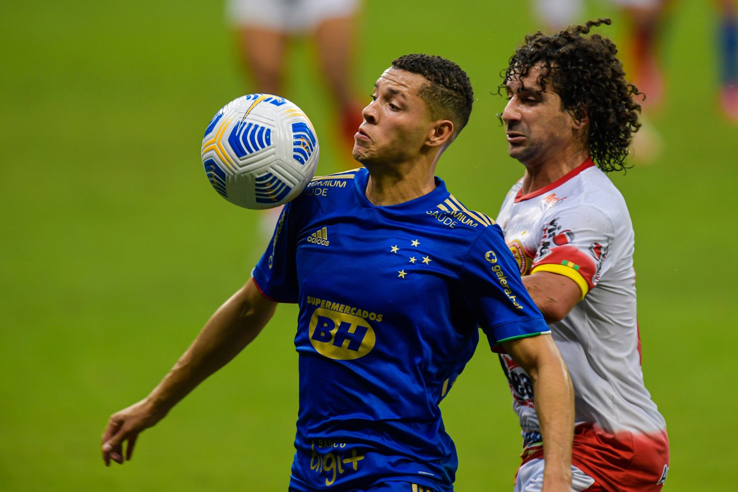 Cruzeiro renova contrato de Stênio até fim de 2026 - Superesportes