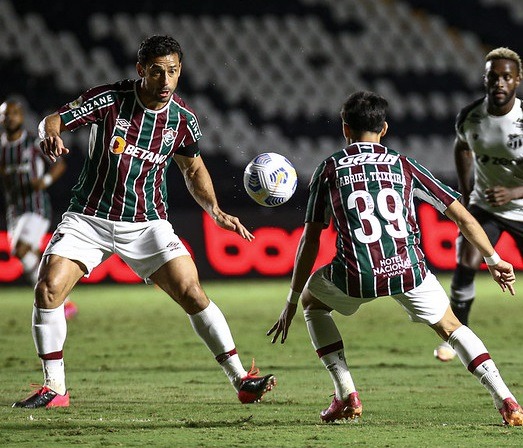 Fluminense arrecada R$ 47.886 no leilão das camisas com números nas cores  do arco-íris — Fluminense Football Club