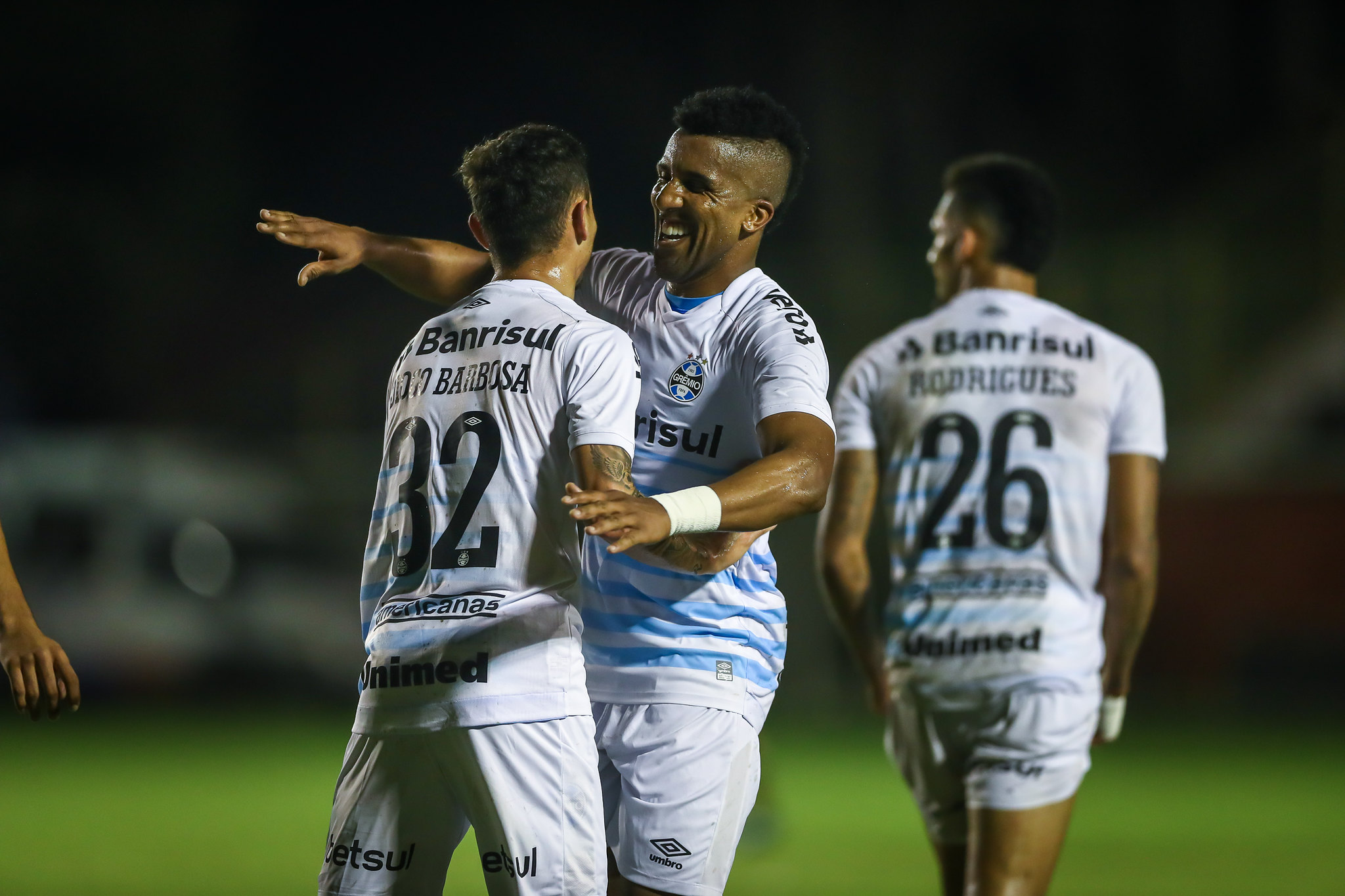 Grêmio lista 15 jogadores para venda em busca de lucro - Descubra quem são  eles - SouGremio