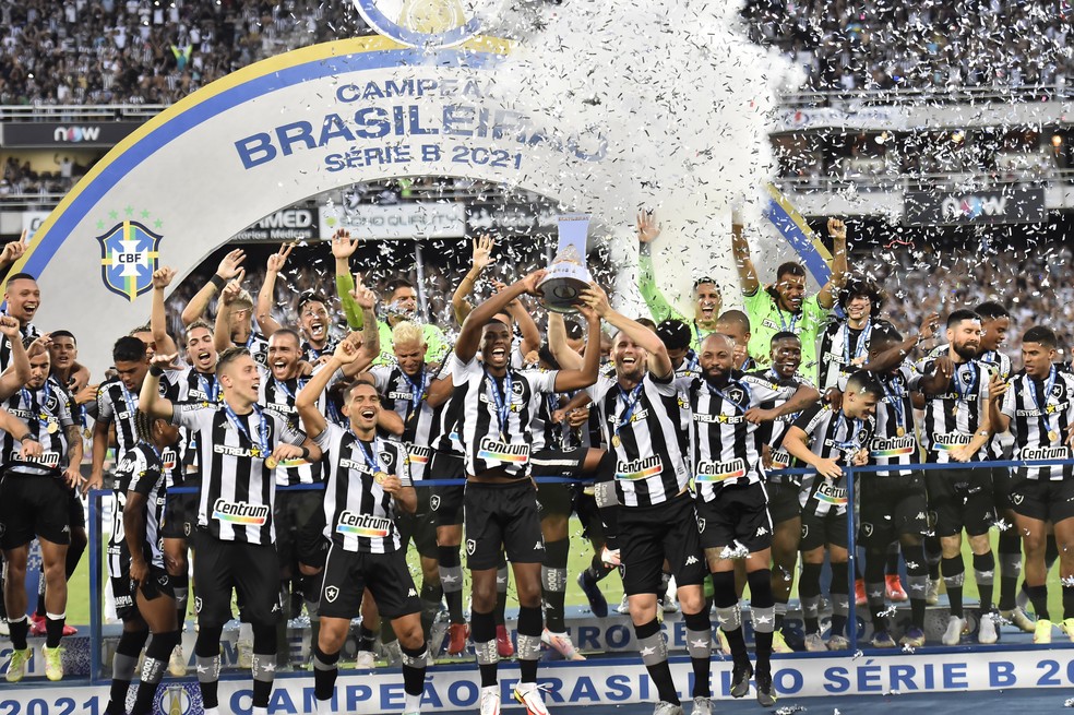 Botafogo F.R. on X: Após a exibição do primeiro episódio de Acesso Total   Botafogo, no @sportv, é hora de ficar ligado na Botafogo TV e acompanhar um  debate sobre a produção