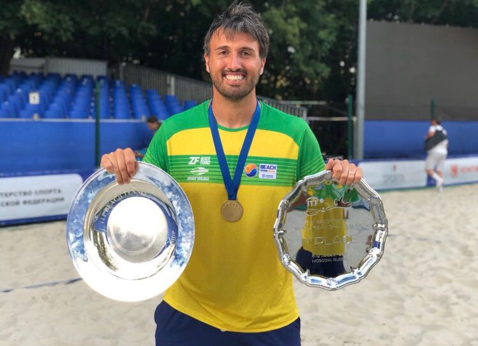 Brasil é campeão mundial juvenil de Beach Tennis e faz história