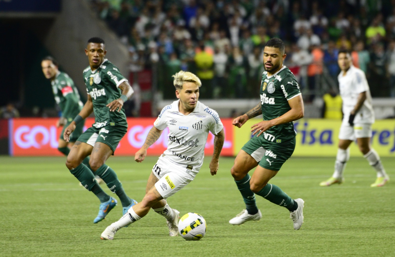 Santos monitora mercado em busca de substituto para Rodrygo