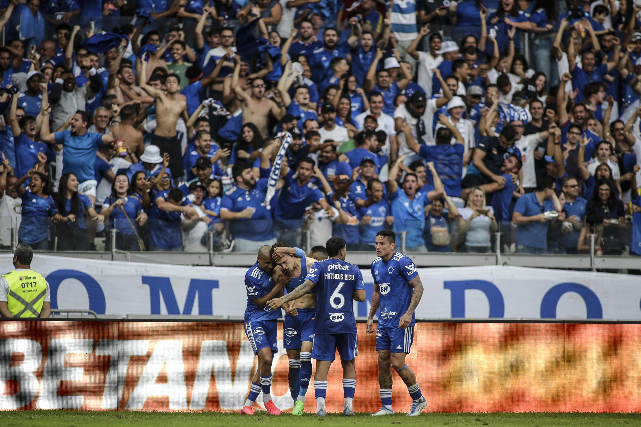 Globo Esporte MG, Cruzeiro conta com volta da torcida para vencer o  Athletico-PR; veja regras