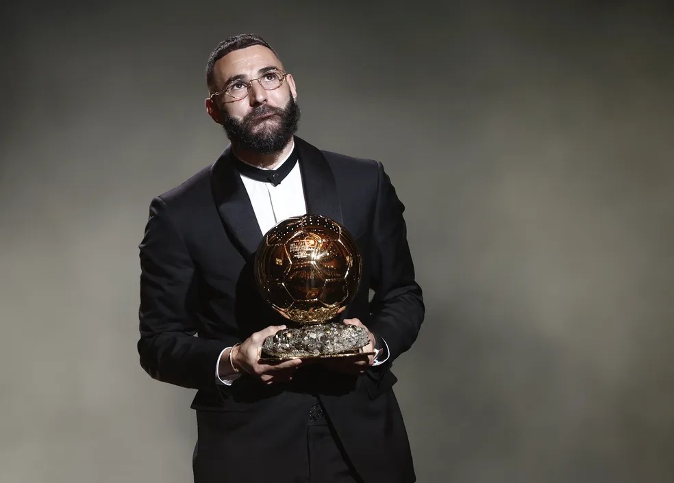 Benzema conquista a Bola de Ouro de 2022; veja os premiados - Gazeta  Esportiva