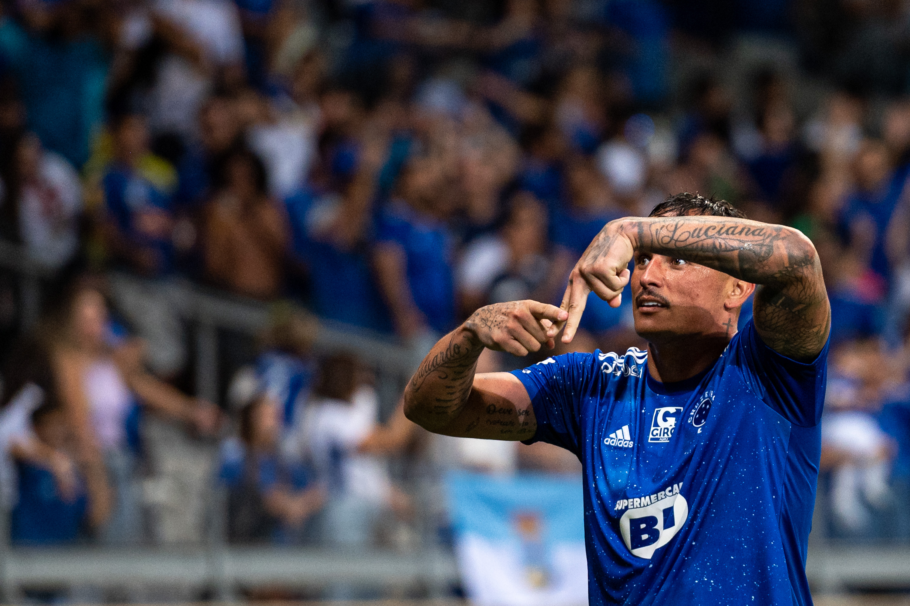 Cruzeiro: Stênio trabalha força e ganha massa magra para suportar física  série B