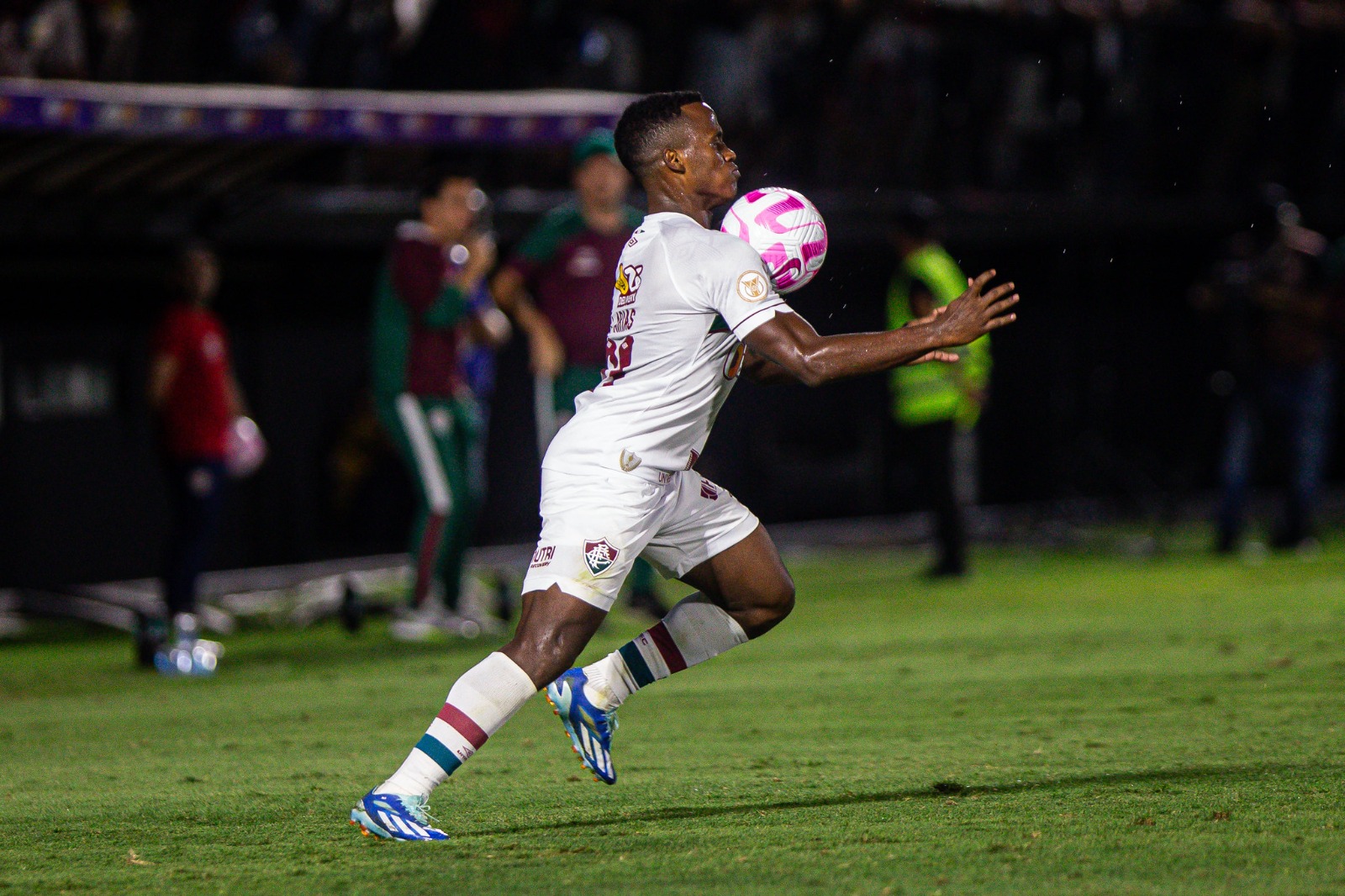 Ex-Fluminense faz três gols em goleada do Zenit pelo Campeonato Russo, Esporte