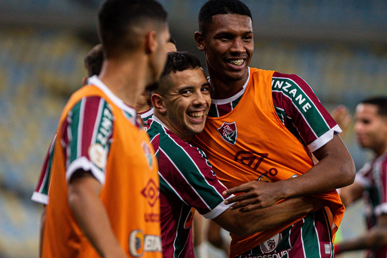 Ex-jogador do Flamengo, Isla é oferecido a time brasileiro