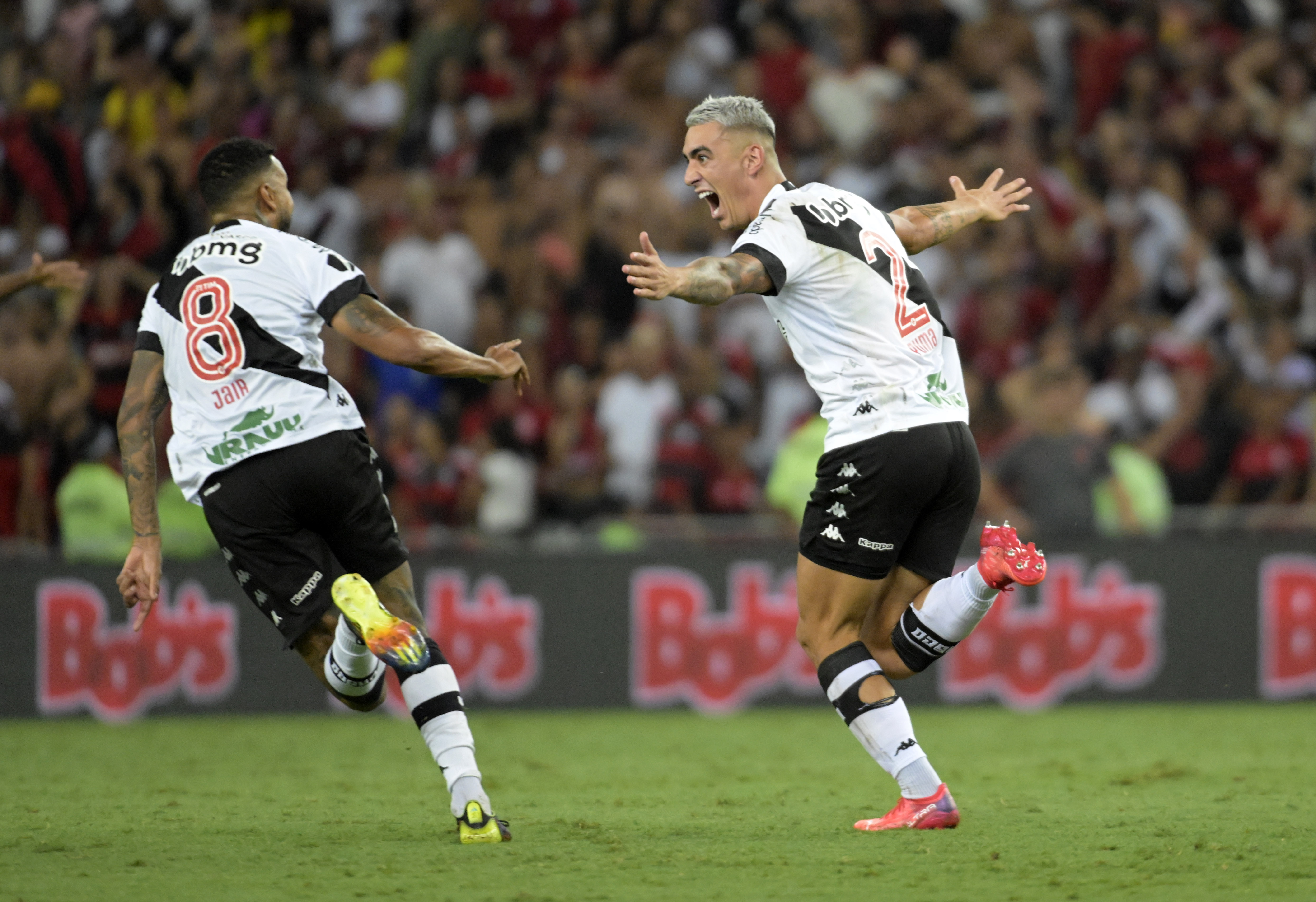 Em grande vitória, o Vasco mostra que está se tornando um time competitivo