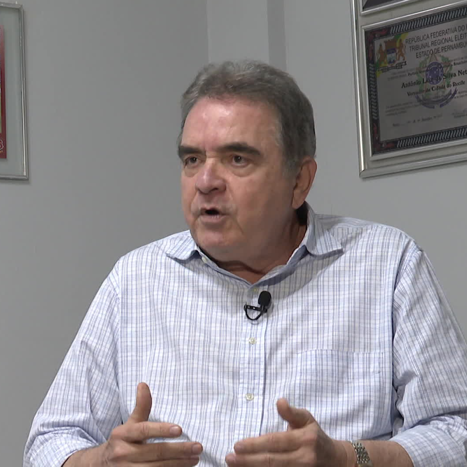 Santa: Justiça suspende reunião do Deliberativo que analisaria  inelegibilidade de Antônio Luiz Neto - Folha PE